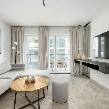Unique With Parking Space And Swimming Pool By Renters Lägenhet Pobierowo