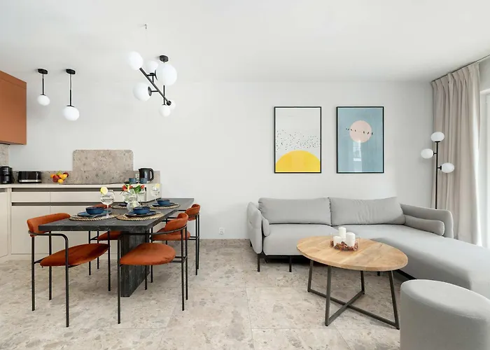 Unique With Parking Space And Swimming Pool By Renters Lejlighed *